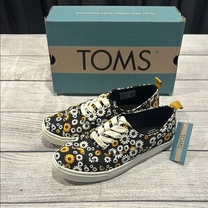 Youth Toms Cordones Cupsole size 5.5 Black Sun Daisy Print